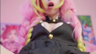 Сексуальный аниме-образ в действии