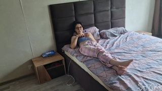 My stepbrother found my porn.mp4