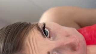 Pretty woman knows how to suck cocks well and gets cum on her face.mp4