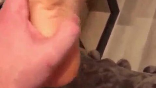 Молодая пара не удержалась: откровенное видео с первого свидания