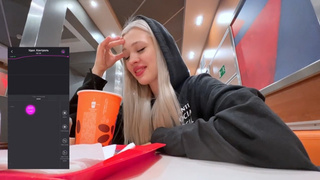 Неожиданный оргазм в общественном месте