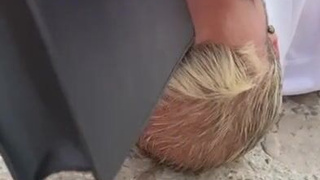 Шокирующий публичный триллер: она сделала это при всех!