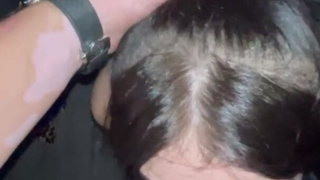 Жаркая рыбалка: жена куколда отрабатывает минет на свежем воздухе